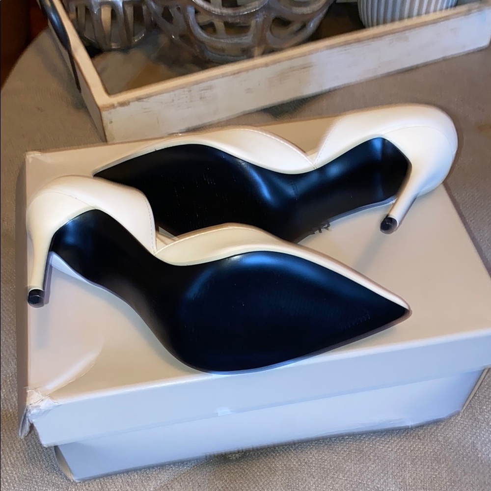 Marc Fisher Women's White Heels - Picture 9 of 12